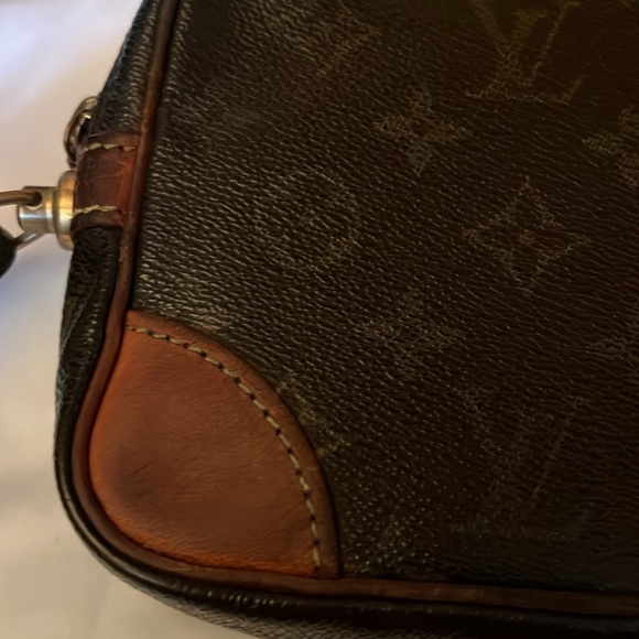 Vintage Louis Vuitton monogram wristlet w/ free LV shopping bag - Picture 8 of 16